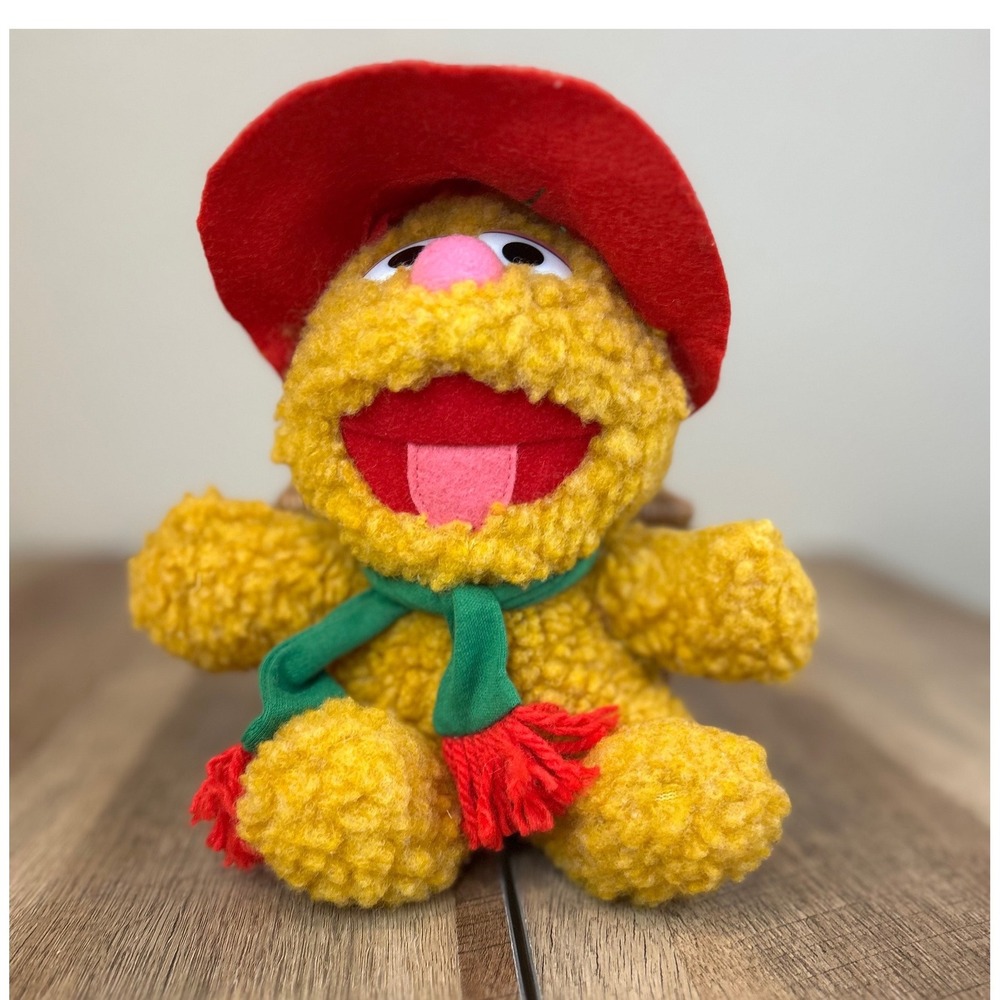 Baby‎ Fozzie Bear Plush Toy 1987 Henson Associates Red Hat Green Scarf